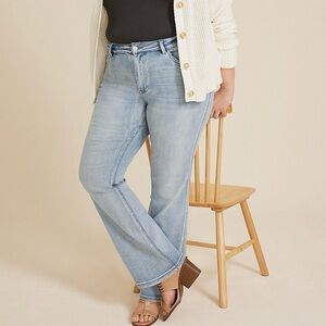 Kancan Plus Size Essentials High Rise Bootcut Jeans light wash size 14